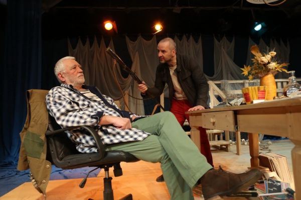 Spectacolul "Variaţiuni enigmatice"