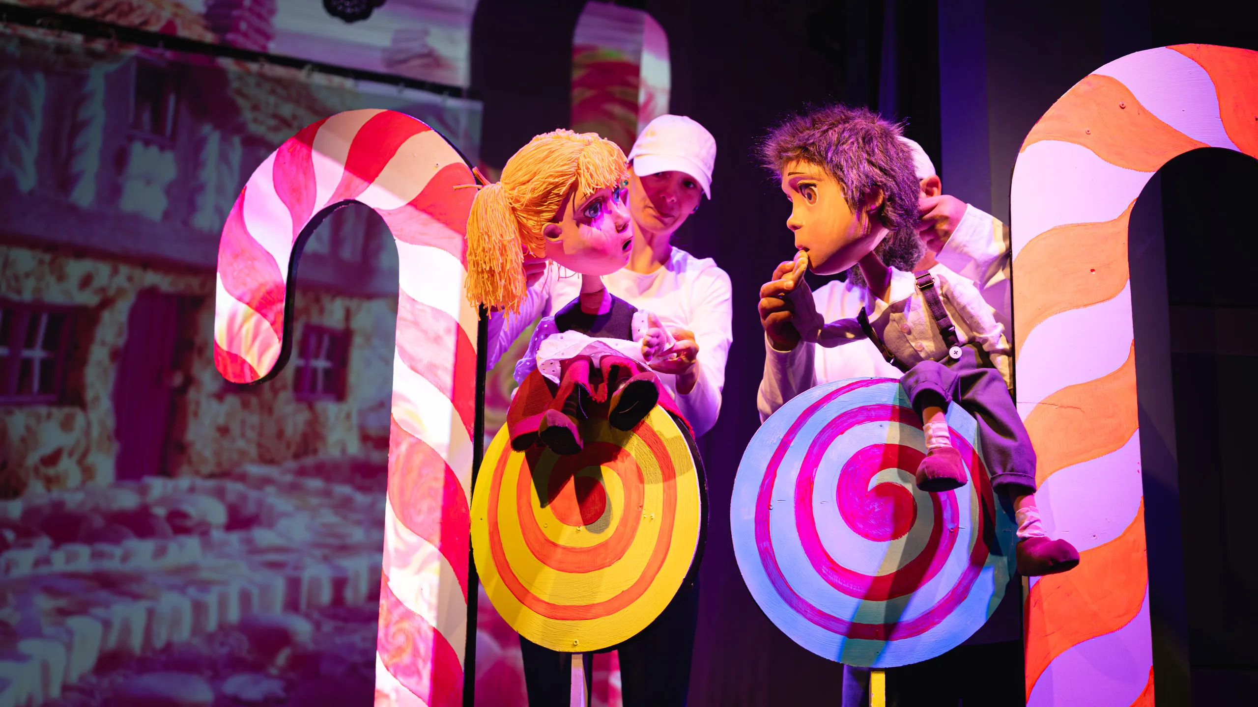 Spectacolul "Hansel şi Gretel"