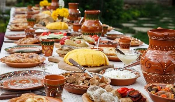 Festivalul Gastronomic "Răvăşitul Oilor"