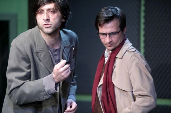 Spectacolul "Mătușa Julia și condeierul"