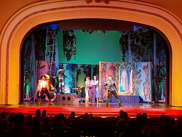 Spectacolul "Peter Pan"