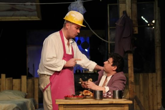 Spectacolul "O noapte furtunoasă"