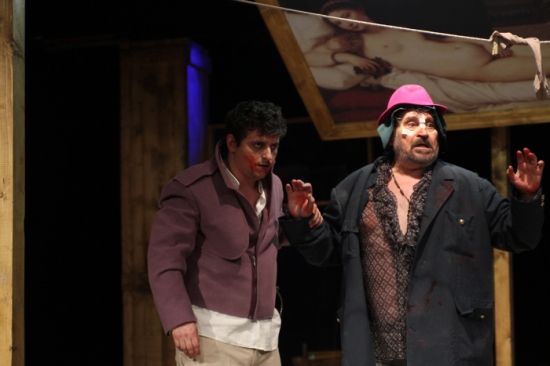 Spectacolul "O noapte furtunoasă"