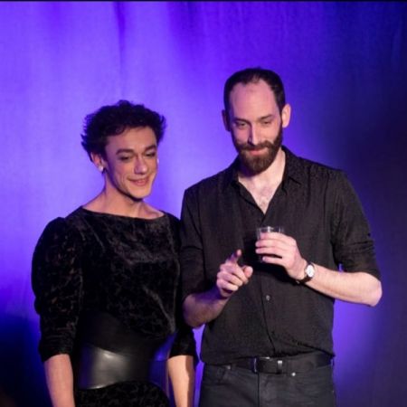 Spectacolul "Dragostea durează trei ani"