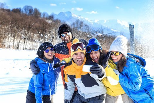 Drumetie montana Pietrele lui Solomon, Pestera de Lapte, Targul de Craciun BV