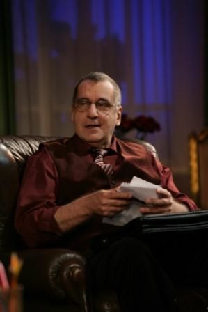 Spectacolul "Dineu cu proşti"