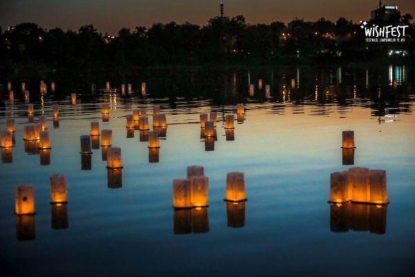WishFest – festivalul lampioanelor pe apă