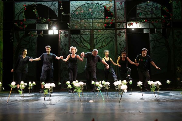 Spectacolul "Uriașul egoist"