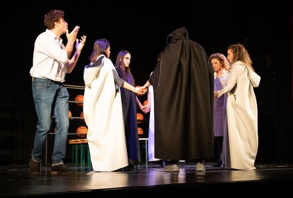 Spectacolul "Cercurile încrederii"