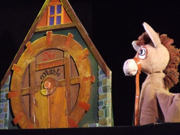 Spectacolul "Muzicanţii din Bremen"