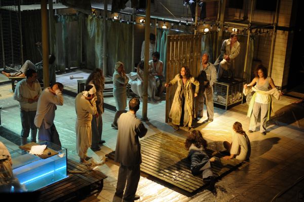 Spectacolul "Marat / Sade"