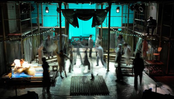 Spectacolul "Marat / Sade"