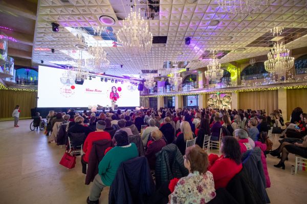 Conferința "ÎNFLORITOARE"