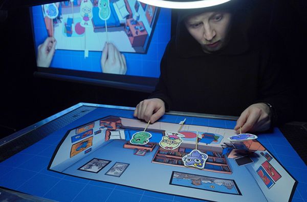 Spectacolul "Cameleonul Cami pleacă în Tibet"