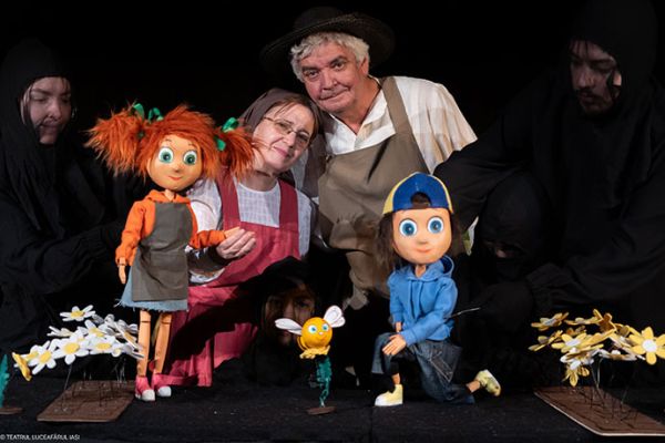 Spectacolul "Ridichea uriașă"