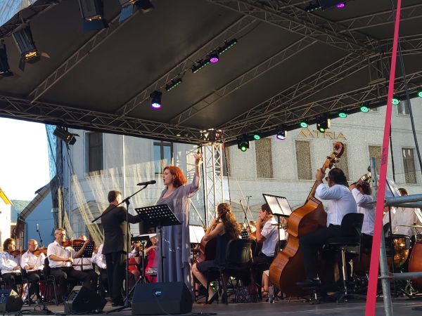 Începe stagiunea estivală a Operei Brașov!