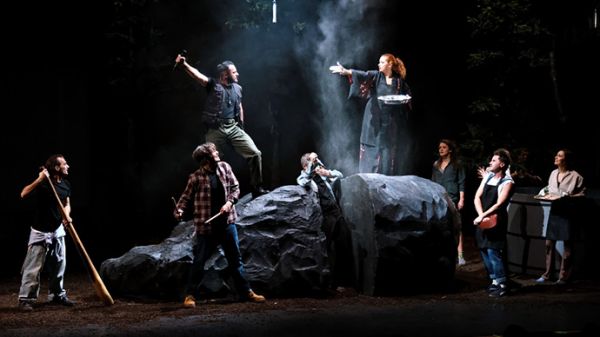 Spectacolul "Pădurea asumaților"