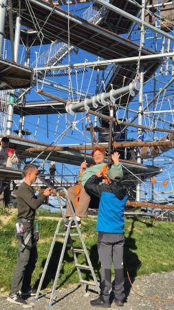 Tabără specială pentru persoane cu dizabilități