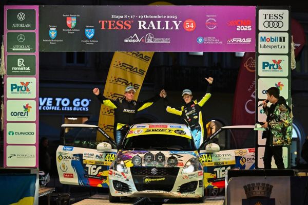 Dragoș Tuluc impreuna cu Aurelian Hanea sunt triplu campioni naționali de raliuri