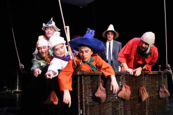 Spectacolul "Aventurile lui Habarnam"