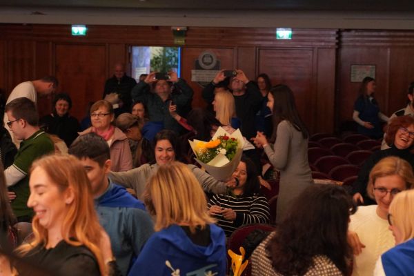 Persoane cu dizabilitati premiate la Gala Supereroilor - Caiac SMile