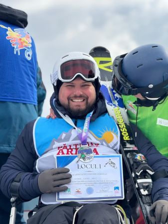 Două medalii de argint în competițiile de schi adaptat FIS și NC de la Jasna (Slovacia)