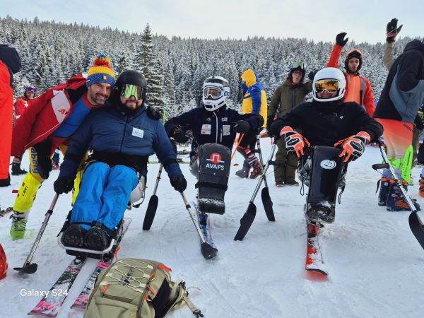 Două medalii de argint în competițiile de schi adaptat FIS și NC de la Jasna (Slovacia)