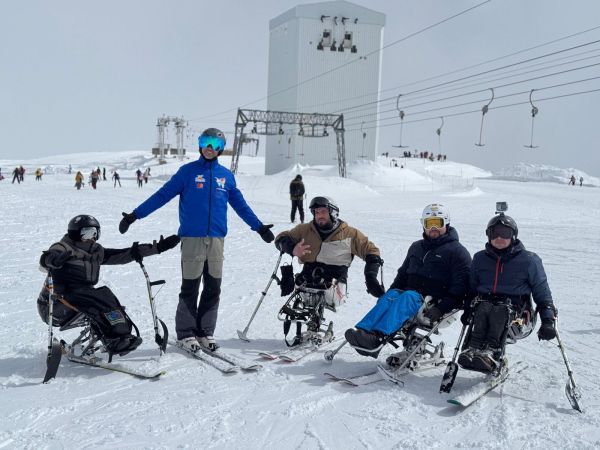 Două medalii de argint în competițiile de schi adaptat FIS și NC de la Jasna (Slovacia)