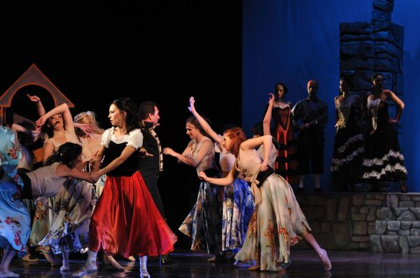 PROGRAM de SPECTACOLE – APRILIE 2026