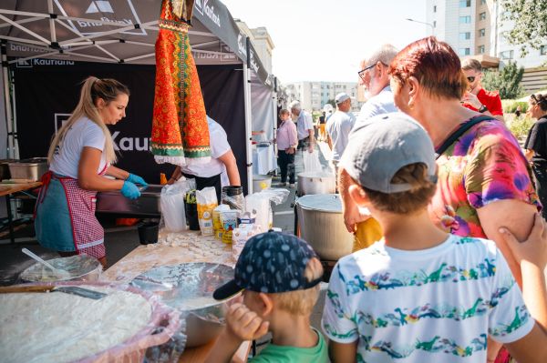 Punctele Gastronomice Locale – Călăuze de tradiții creative