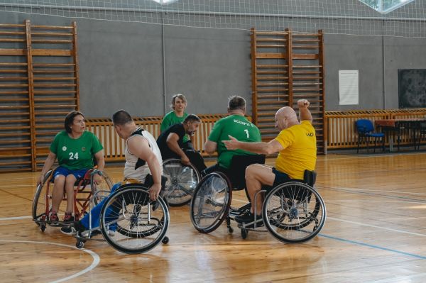 Final de proiect Caiac SMile la Cluj: peste 450 de persoane au spus da sportului fara bariere