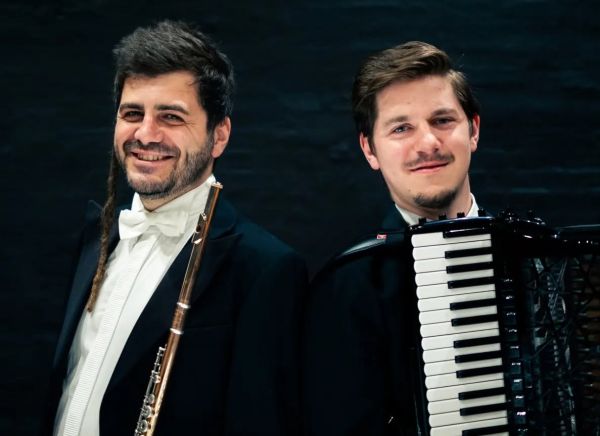 CONCERT CAMERAL: FIRE DE DOR – cu MoldoDuo